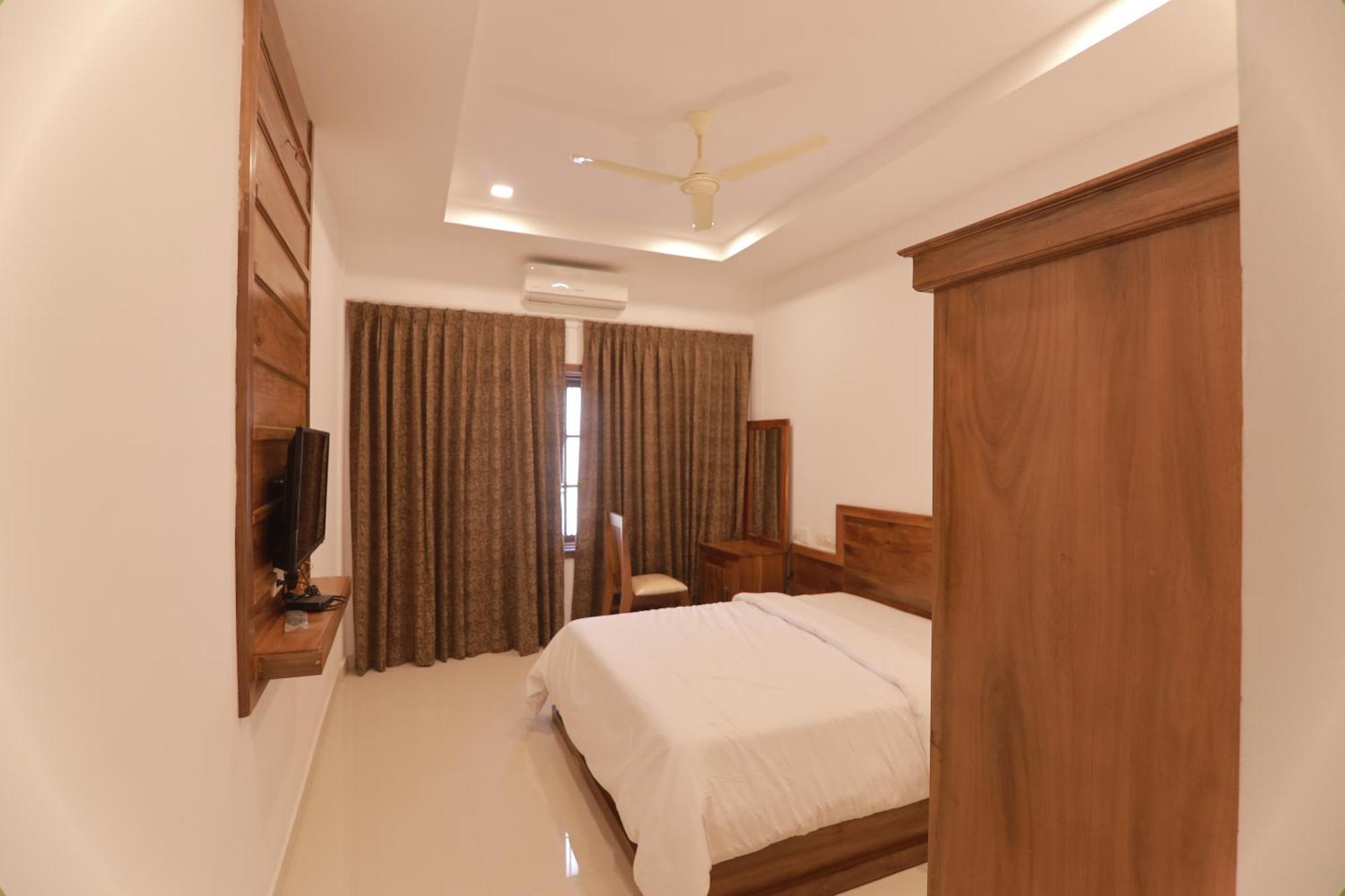 Opm Inn Payyannur 외부 사진